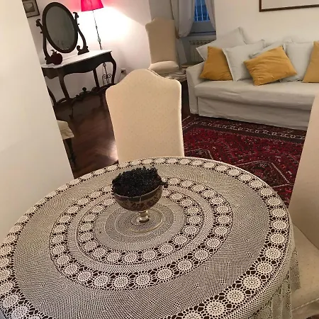 Pizzofalcone 41b Lägenhet Neapel