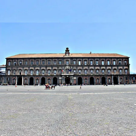 Pizzofalcone 41b Lägenhet