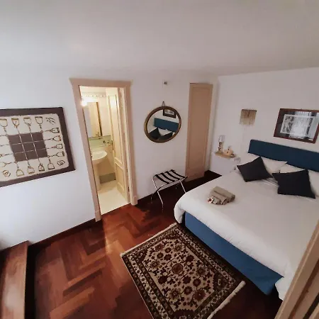 Pizzofalcone 41b Lägenhet Neapel