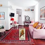 Pizzofalcone 41b Апартаменты *