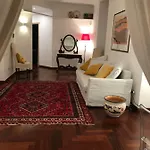 Апартаменты Pizzofalcone 41b