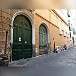 Апартаменты Pizzofalcone 41b Неаполь